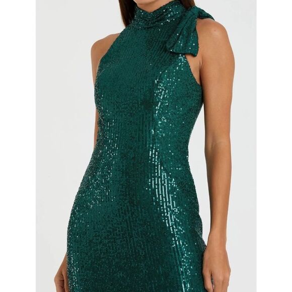 Ieena for Mac Duggal  Green Soft Tie Halter Neck Sequin Gown - Size 2 - NWT - Picture 3 of 5
